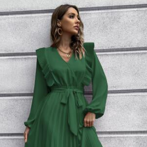 β¨ Chic V-Neck Knit Dress β Flattering, Elegant & Perfect for Any Occasion β¨