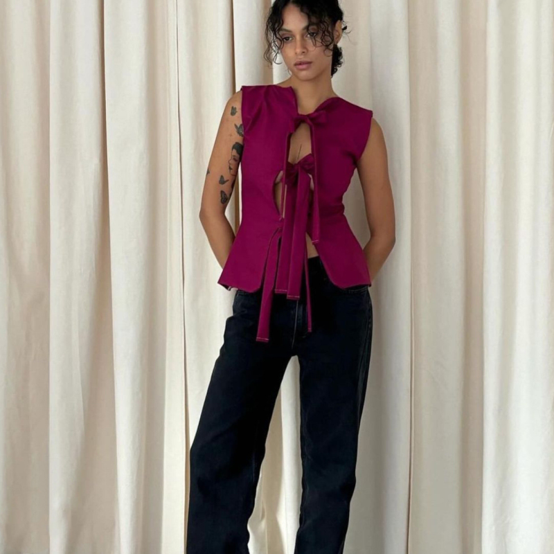 🖤 Chic Lace-Up Slim Fit Vest Sleeveless Sexy Tank Top – Trendy & Stylish 🖤