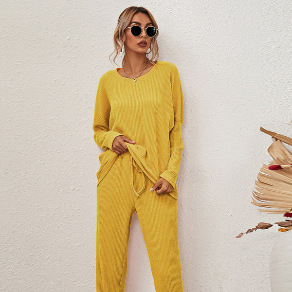 π Cozy Chic Women's Long-Sleeve Loungewear Pajama Set for Ultimate Comfort β¨