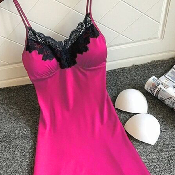 🖤 Sexy Color Block Camisole Nightdress – Chic & Comfy Sleepwear for Women 🖤