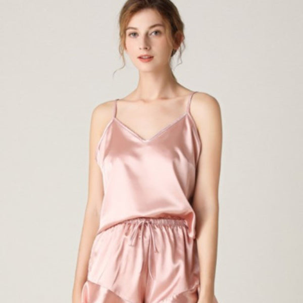 🛌 Cozy & Chic V-Neck Pajama Set – Soft, Stylish & Perfect for Lounging ☁️