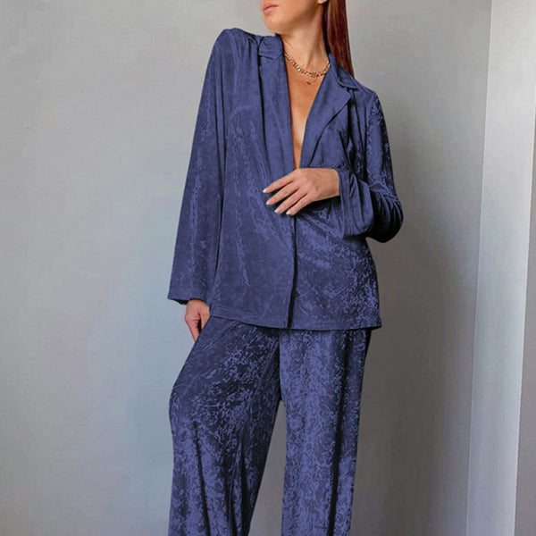 π Cozy Velvet Pajama Set Long Sleeve & Pants β Soft, Warm & Stylish Loungewear π€
