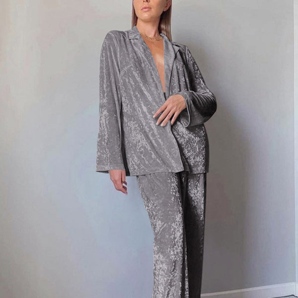 π Cozy Velvet Pajama Set Long Sleeve & Pants β Soft, Warm & Stylish Loungewear π€