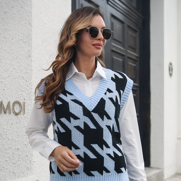 π€ Cozy Chic Houndstooth V-Neck Sweater Vest β Trendy & Stylish for Fall π