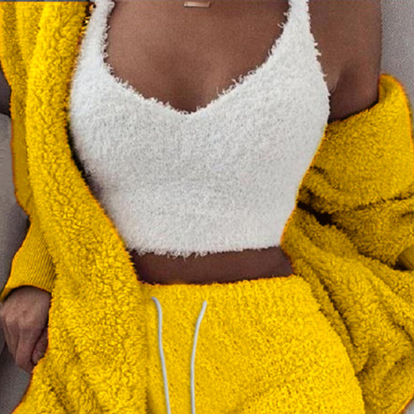 π Cozy 3-Piece Plush Pajama Set β Soft Cotton Loungewear for Chilled Vibes β¨