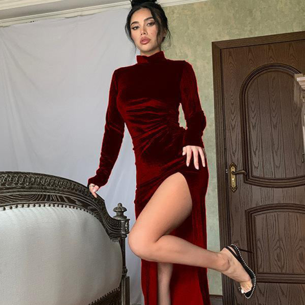 ✨ Velvet High-Neck Slit Dress – Sexy, Elegant & Perfect for Any Occasion ✨