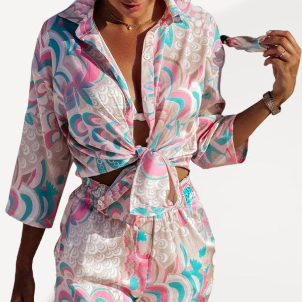 πΈ Chic Floral Two-Piece Set β Long Sleeve & High-Waist Shorts πΈ