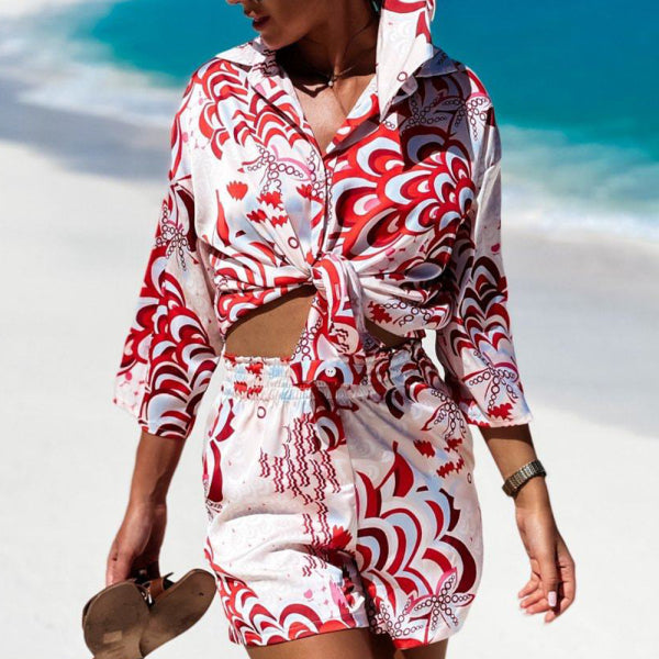 πΈ Chic Floral Two-Piece Set β Long Sleeve & High-Waist Shorts πΈ