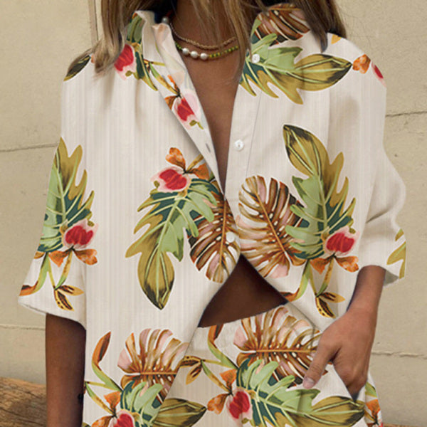 πΈ Women's Printed Lapel Short Sleeve Shirt & Shorts Set β Effortlessly Chic! πΈ