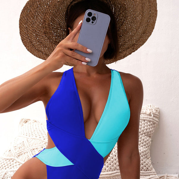 π€ Chic Cross Bikini Swimsuit β Black & White Monochrome Vibes π€