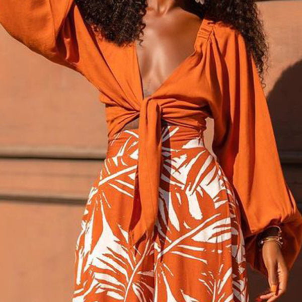 ποΈ Chic Printed Two-Piece Set V-Neck Top & Pants β Trendy & Stylish Outfit β¨