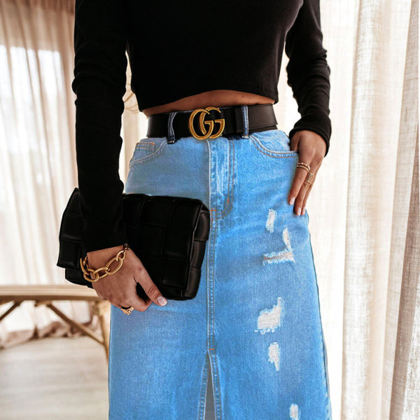 Trendy Ripped Frayed Denim Skirt – Casual & Chic Must-Have