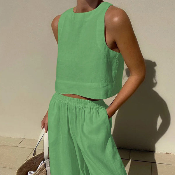 ποΈ Chic & Comfy Two-Piece Set β Sleeveless Top & Trousers for Effortless Style β¨