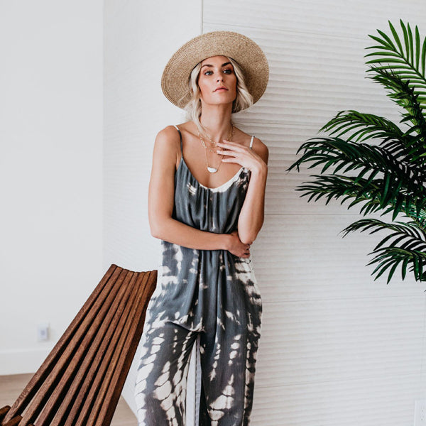 🖤 Chic & Sexy Wide-Leg Jumpsuit – Effortless Style for Any Occasion ✨