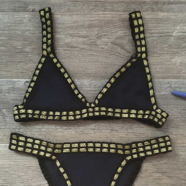 π©· Hand-Crocheted Bikini Set Knit Swimsuit β Boho Beachwear Must-Have βοΈ