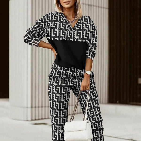 ποΈ Chic Printed Sweater & Trousers Set Cozy 2-Piece Lounge Outfit Trendy & Comfy ποΈ