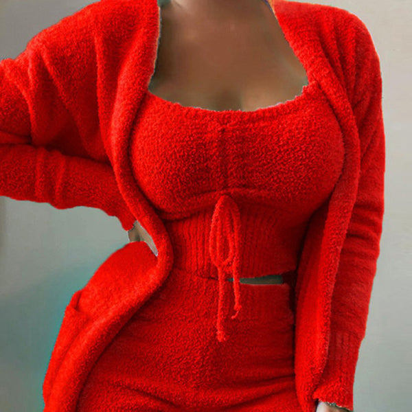 ποΈ Cozy Chic 3-Piece Loungewear Set β Plush Camisole, Long Coat & Shorts ποΈ