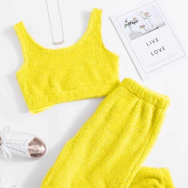 ποΈ Cozy Chic Plush Two-Piece Set β Sleeveless Vest & Trousers Lounge Wear β¨