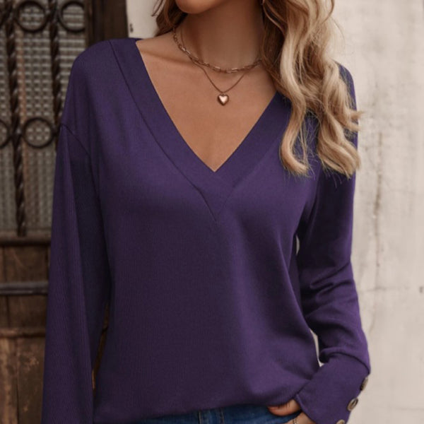 β¨ Chic & Cozy V-Neck Long Sleeve Button Top β Perfect for Any Occasion β¨