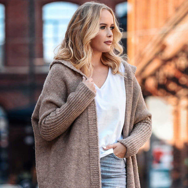 π€ Cozy Oversized Hooded Sweater β Chic, Soft & Stylish Knit for Fall π