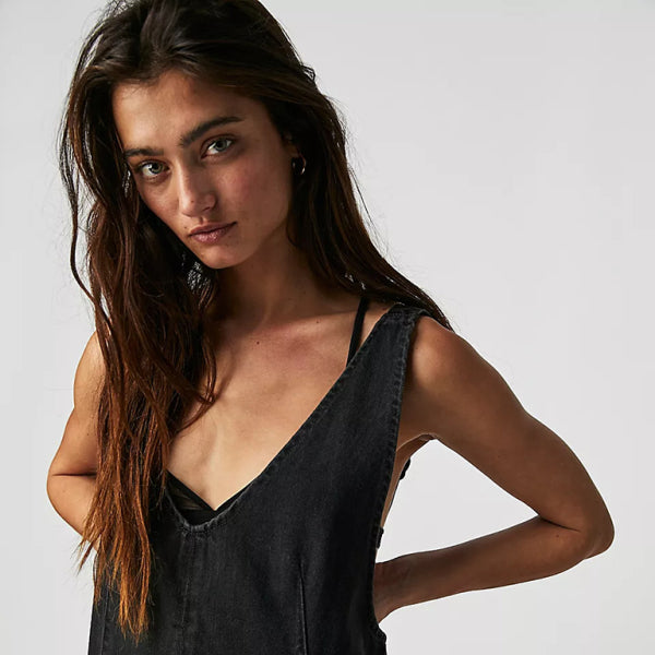 🛍️ Chic Washed Denim V-Neck Jumpsuit Adjustable Overalls – Trendy & Comfy Must-Have 🤩