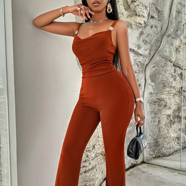 π₯ Sexy Metallic Jumpsuit with Suspenders β Sleek, Chic & Show-Stopping β¨