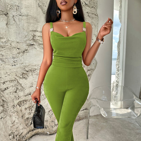 π₯ Sexy Metallic Jumpsuit with Suspenders β Sleek, Chic & Show-Stopping β¨