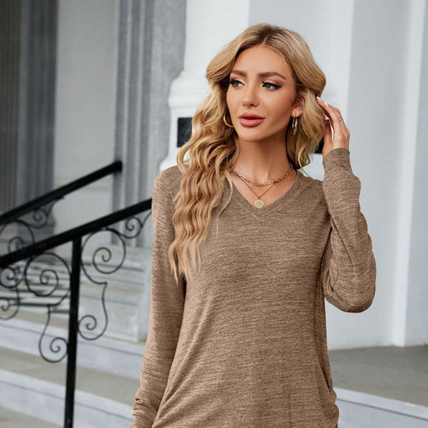 ποΈ Chic & Comfy V-Neck Smocked Long-Sleeve Top β Perfect for Any Season β¨