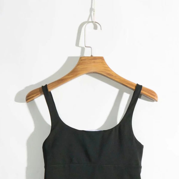 🔥 Trendy Square Neck Halter Top – Slim Fit & Chic for Summer ☀️