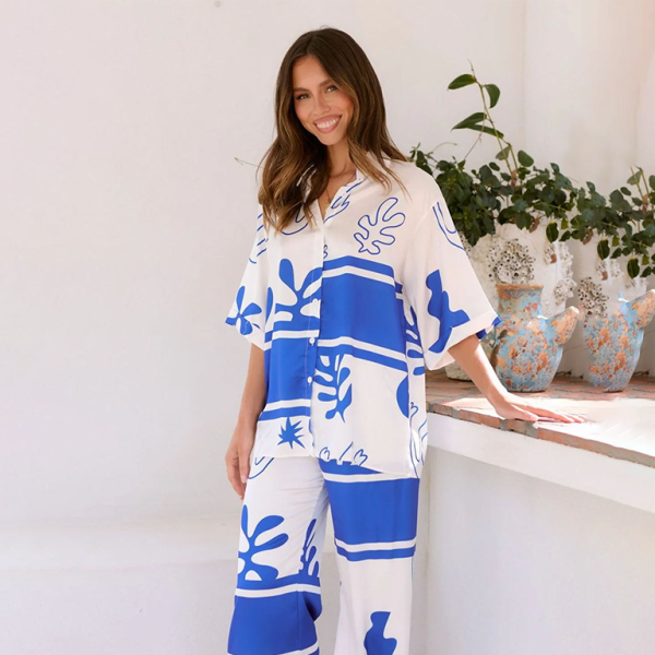 β¨ Chic & Comfy Lapel Two-Piece Set β Casual Lounge Perfection β¨