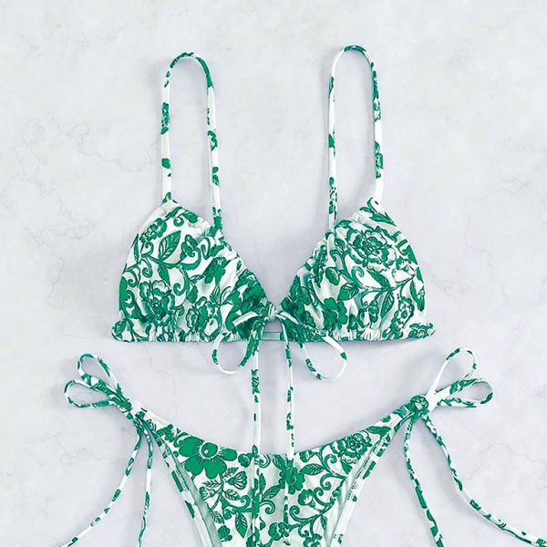 π Vintage Print Bikini Set β Stylish & Sexy Resort Swimwear π΄