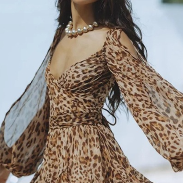 β¨ Chic Off-Shoulder V-Neck Dress Sexy & Stylish for Any Occasion β¨