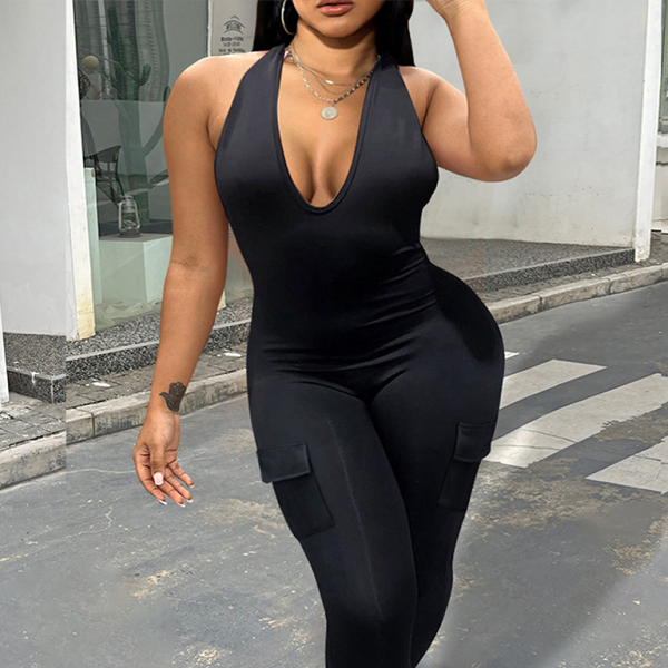 π₯ Sexy Backless Halter Jumpsuit with Pockets β Curve-Hugging & Chic Outfit π