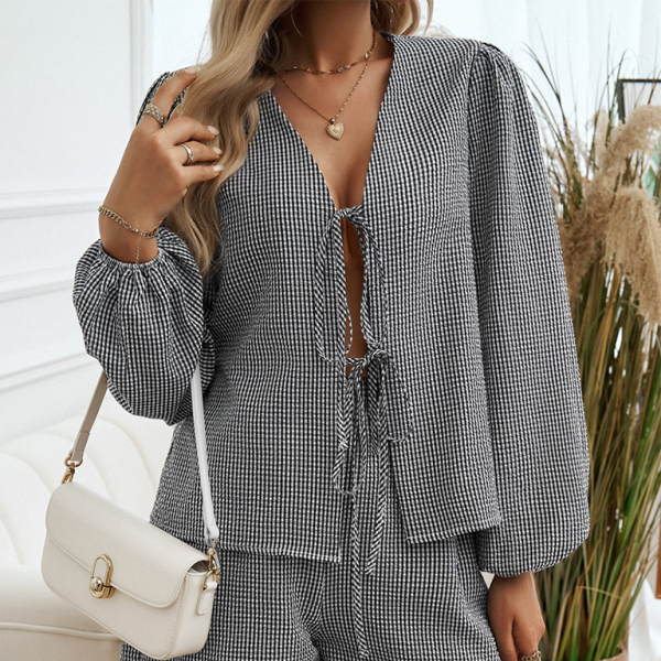 ποΈ Chic Lace-Up Cardigan & Shorts Set β Trendy 2-Piece Outfit for Any Season ποΈ