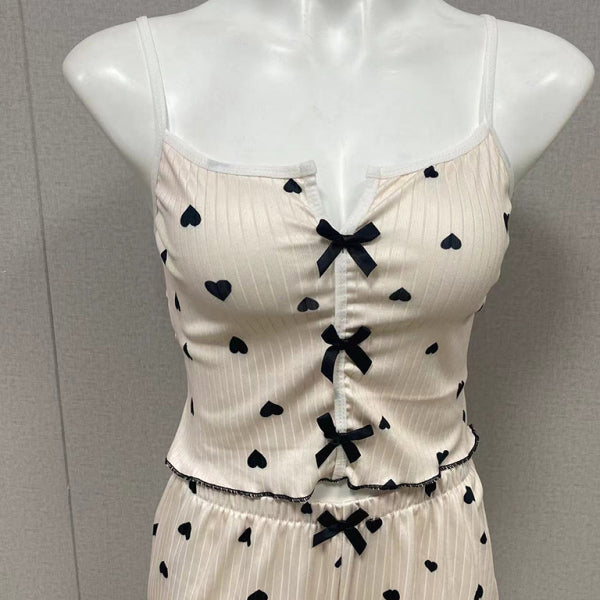 π©· Trendy Heart Print Pajama Set β Cute & Comfy Sleepwear for Women π©·