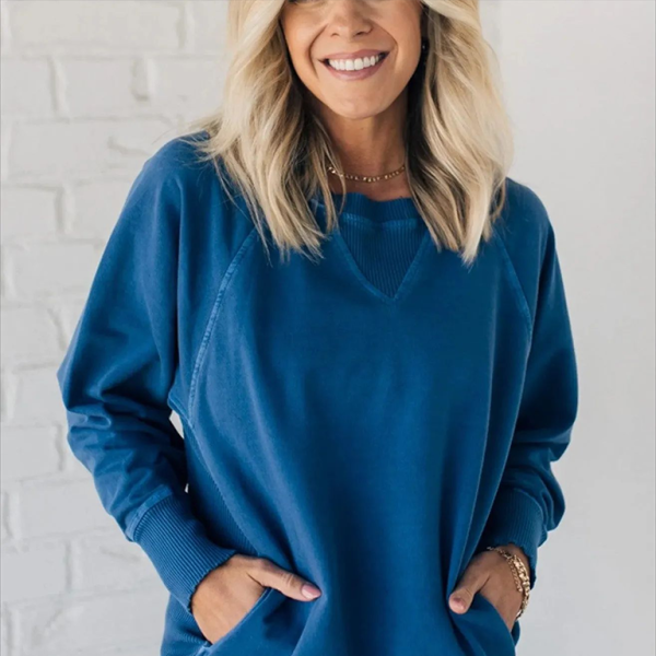 ποΈ Cozy Chic Bat Sleeve Sweatshirt with Pockets β Fall & Winter Must-Have β¨