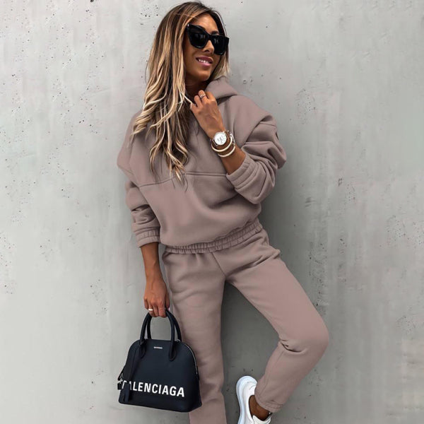 π₯ Cozy & Chic Two-Piece Sweatshirt Set β Trendy Loungewear for Fall & Winter β¨