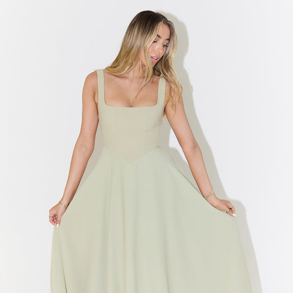 🔥 Chic & Sexy Solid Color Midi Dress – Effortlessly Stunning & Perfect for Any Occasion 🔥