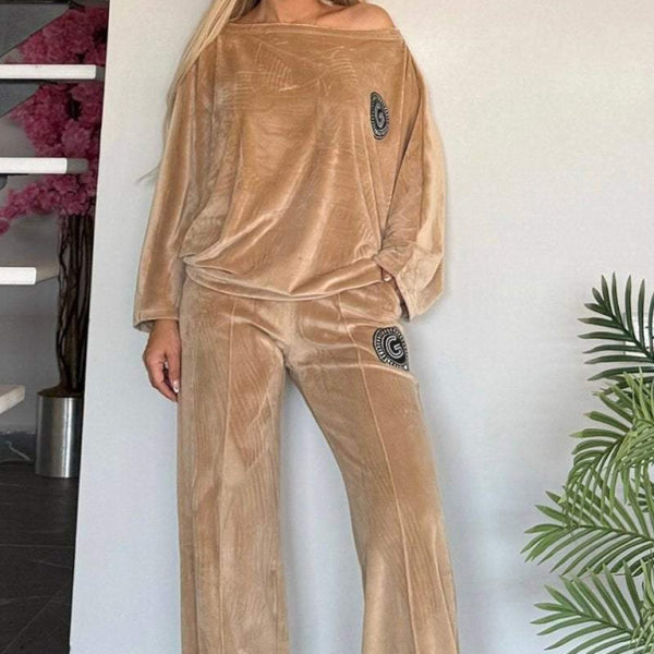 ✨ Luxe Gold Velvet Two-Piece Set – Chic Bat Sleeve Lounge Outfit ✨