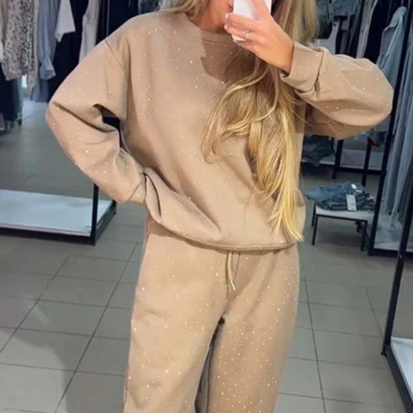 π€ Chic & Sparkly 2-Piece Lounge Set β Comfy, Stylish & Trendy β¨