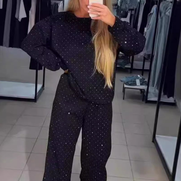 π€ Chic & Sparkly 2-Piece Lounge Set β Comfy, Stylish & Trendy β¨