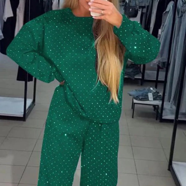 π€ Chic & Sparkly 2-Piece Lounge Set β Comfy, Stylish & Trendy β¨