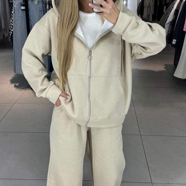 π©· Sparkle & Slay Rhinestone Two-Piece Hoodie Set β Chic & Comfy Outfit for Any Season β¨