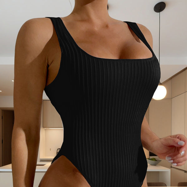 π©± Chic & Sleek One-Piece Swimsuit β Flattering Fit, Perfect for Summer π