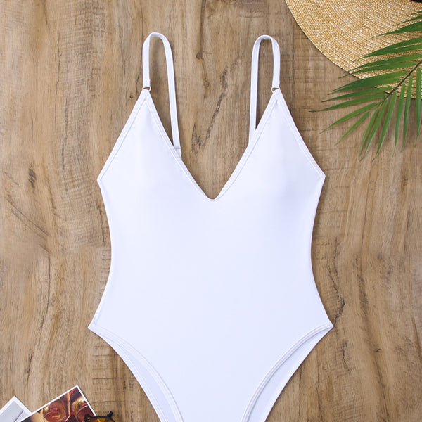 π€ Chic & Sleek One-Piece Swimsuit β Sexy, Flattering & Beach-Ready ππ₯