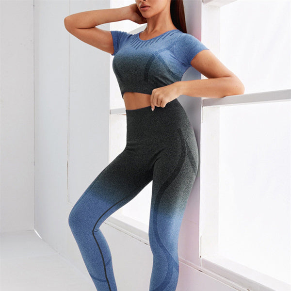 π§ββοΈ Seamless Ombre Yoga Set β Trendy, Comfy & Sculpting Two-Piece π€