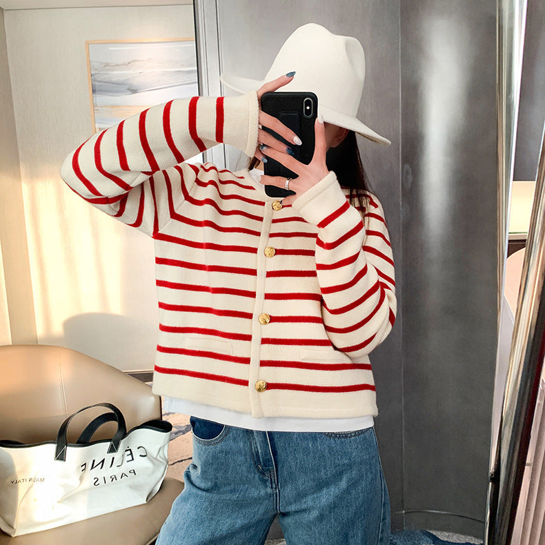 🧥 Cozy Striped Knit Cardigan – Chic Long Sleeve Sweater for Any Season ✨