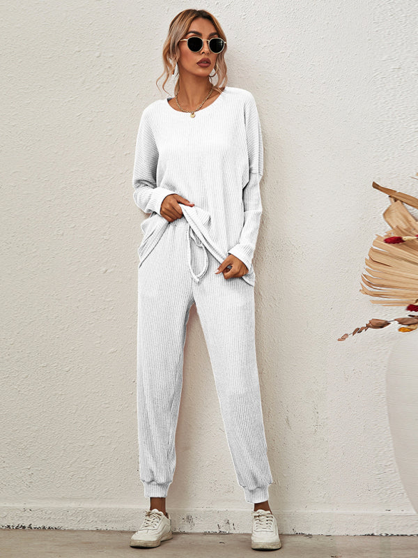 Cozy Chic Women's Long-Sleeve Loungewear Pajama Set for Ultimate Comfort