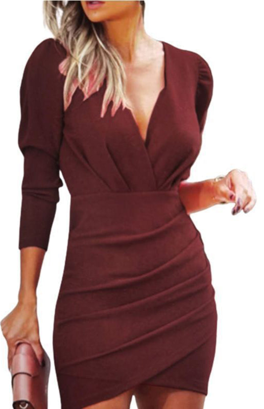 ✨ Chic V-Neck Slim Cocktail Dress – Pleated, Slit & Stylish for Party Nights ✨