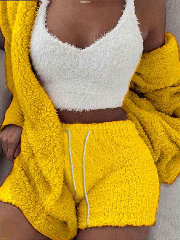 Cozy 3-Piece Plush Pajama Set – Soft Cotton Loungewear for Chilled Vibes